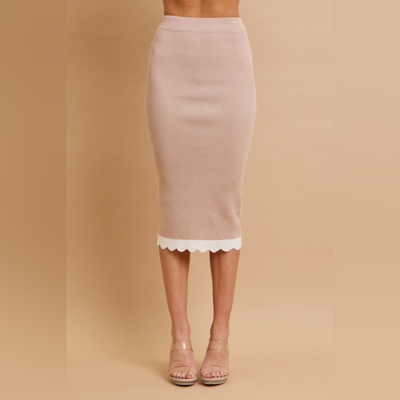 Tan Ribbed Knit Two-Piece Set - Picture 5 of 7